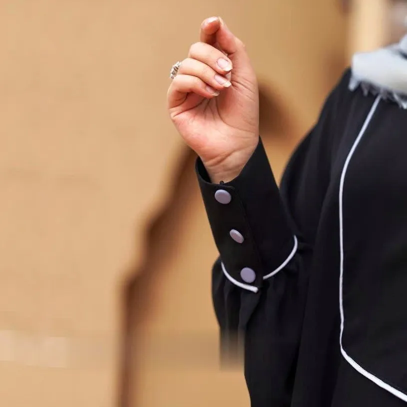 مانتو عبایی زنانه مدل حانیه جنس کرپ سوپر الیزه سایز 36 تا 48