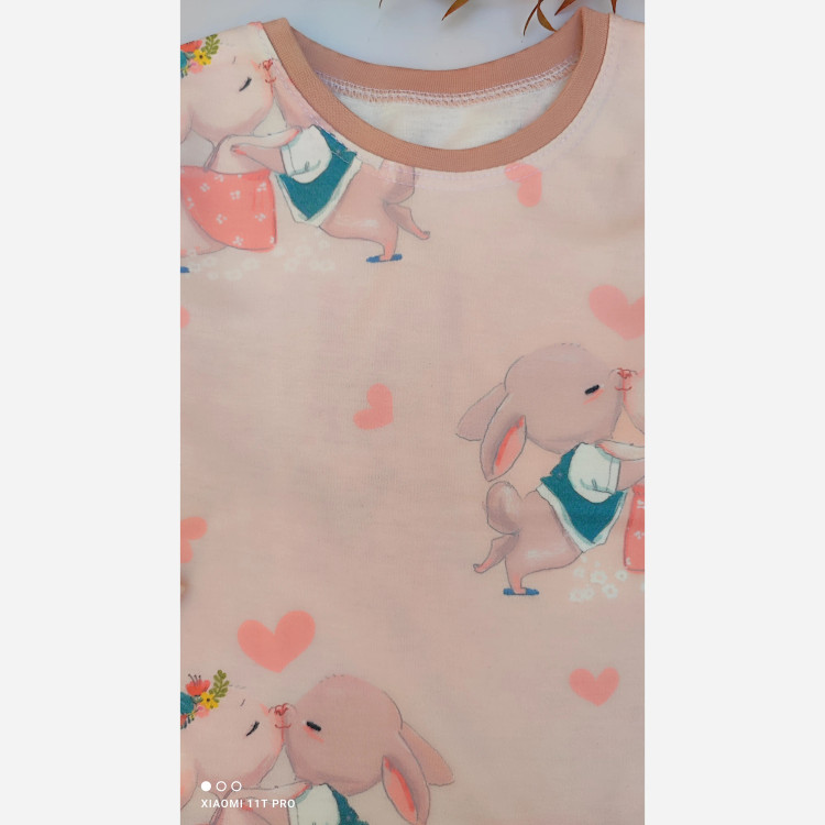 بلوز و شلوار راحتی خرگوش دخترانه سایز 35 و 40 برند sed